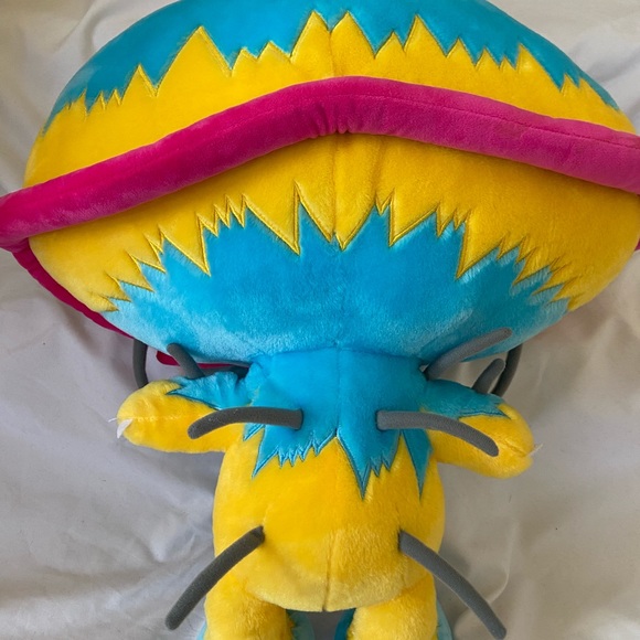 Sukamii The Starboy First Plushy - Picture 7 of 13